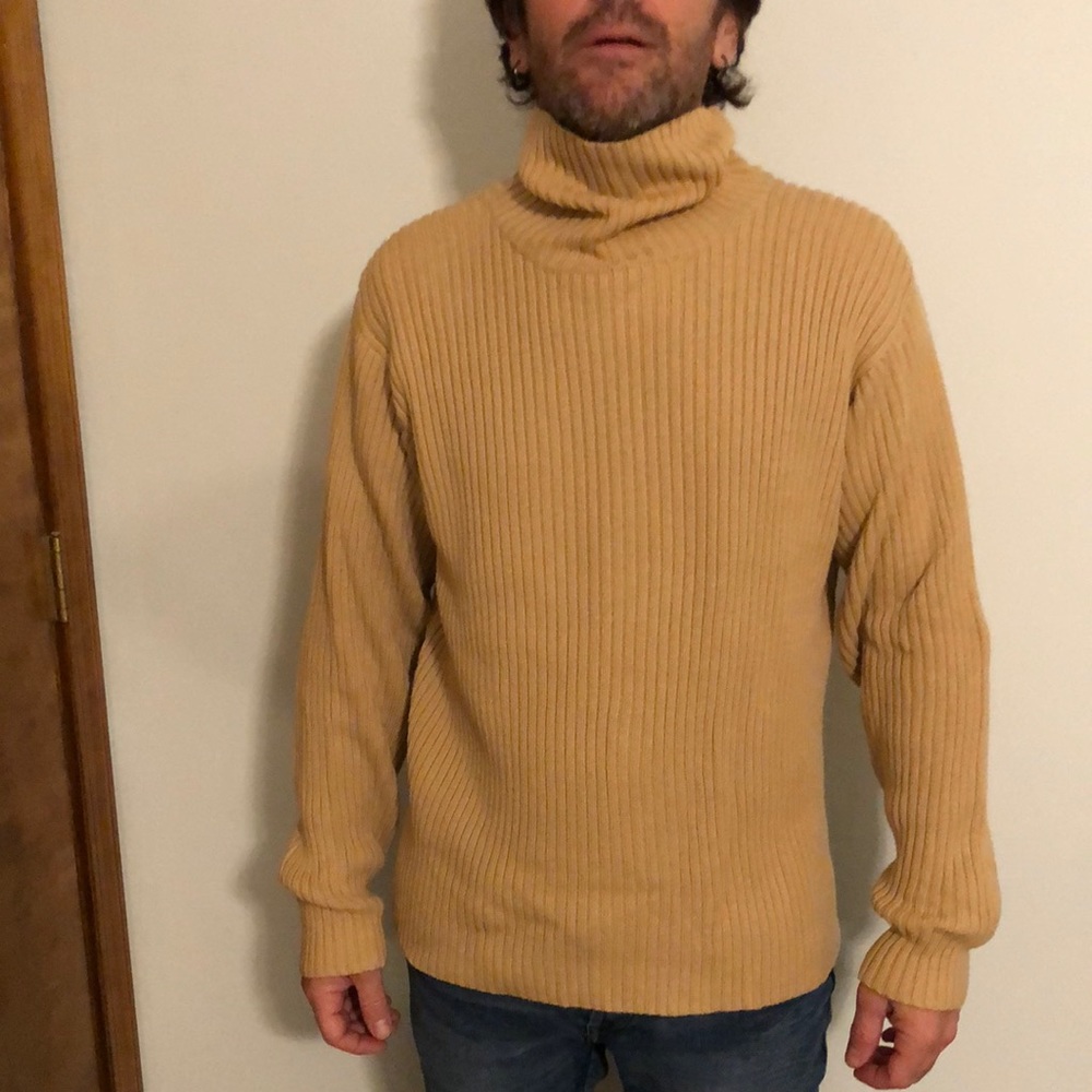Tommy Hilfiger Turtle Neck Sweater Size M